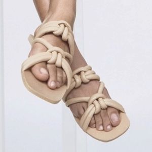 Zara Beige Leather NWT Flat Tubular Strap Slip-on Sand